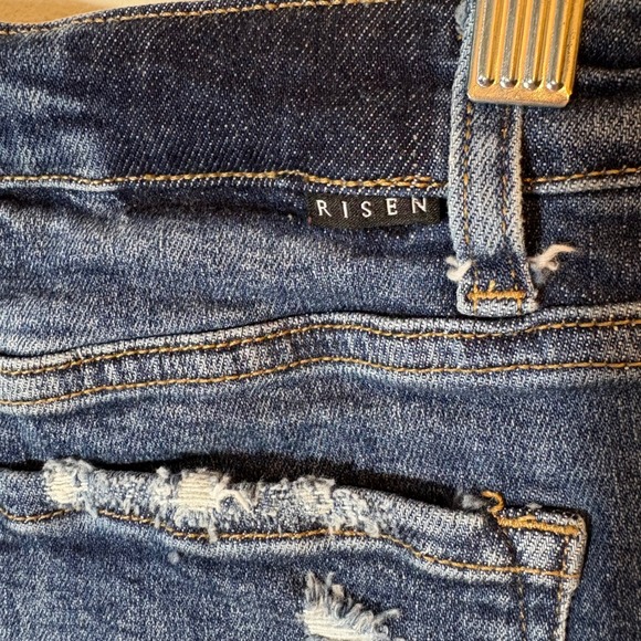 Risen Distressed Denim Jean Shorts Dark Wash Frayed Hem‎ Medium - Picture 4 of 6